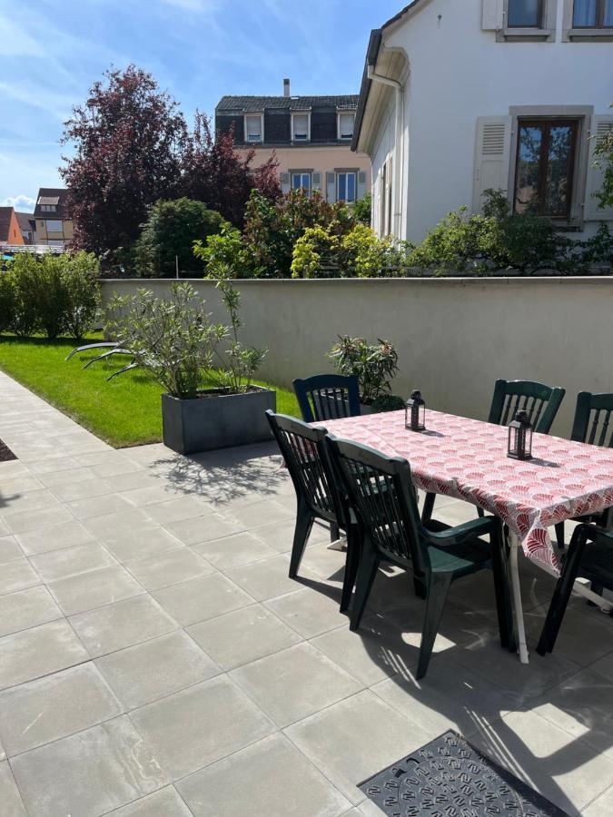 Appartement De Prestige Au Centre Climatise Avec Jardin Prive Colmar Bagian luar foto